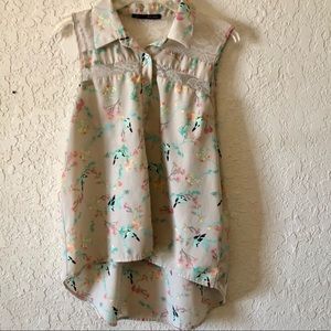 🌸 Patterned Tank with Lace!!